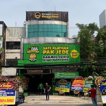 Hostel Djuragan Kamar Mangga Besar Dżakarta Zewnętrze zdjęcie
