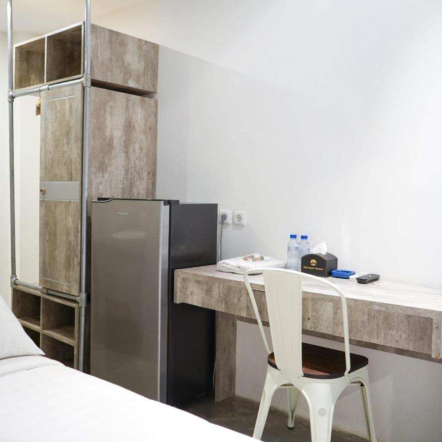 Hostel Djuragan Kamar Mangga Besar Dżakarta Zewnętrze zdjęcie